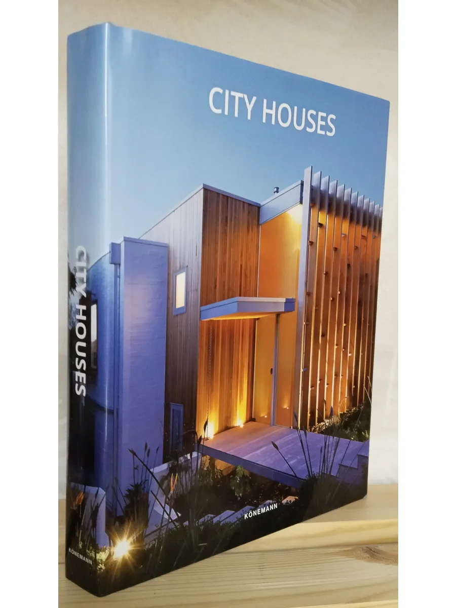 City Houses. Konemann
